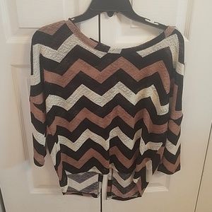 Woman's chevron striped top
